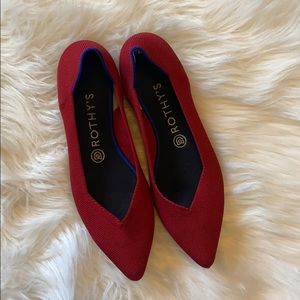 Rothy’s Pointer in Chili Red